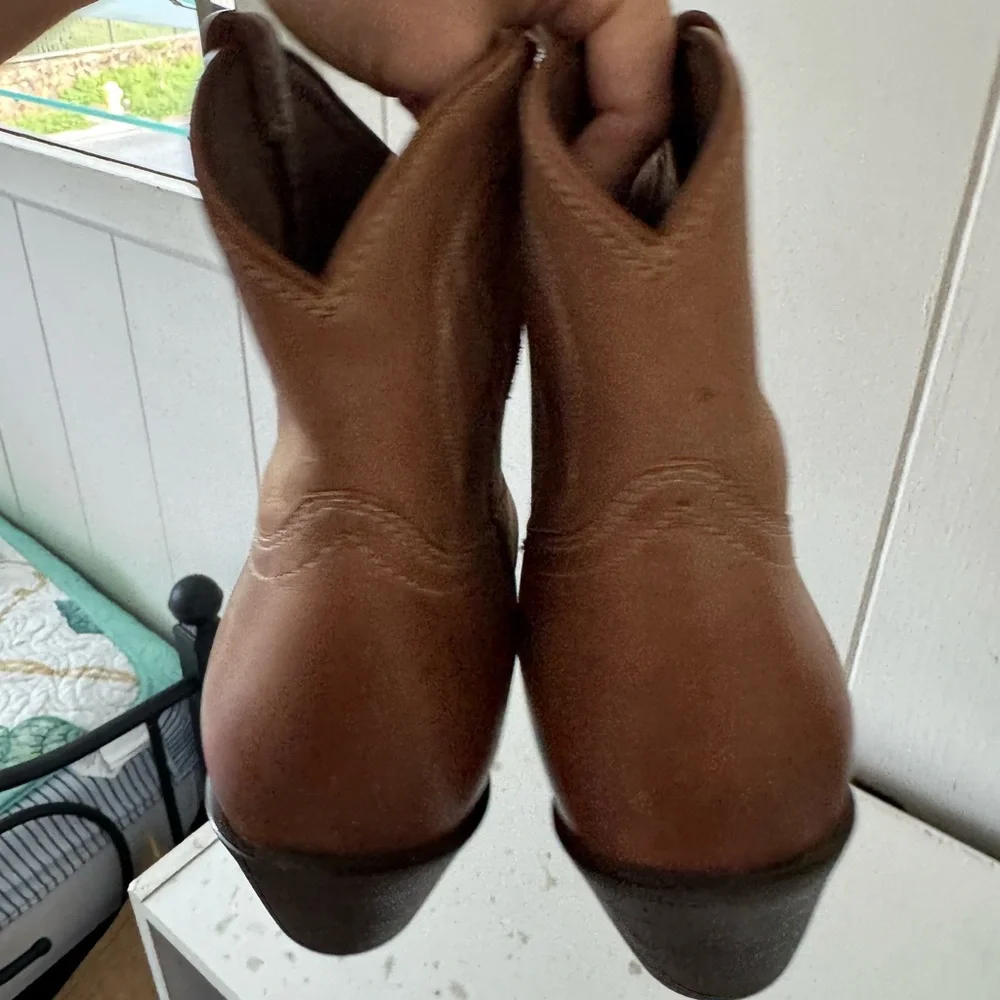 Ariat Darlin Western Boot Ankle High Boot Burnt Sugar 9C